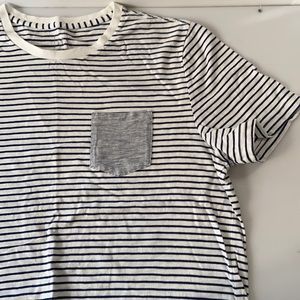 Gap XL Stripe Crewneck T w/ Contrast Stripe Pocket Sz. XL
